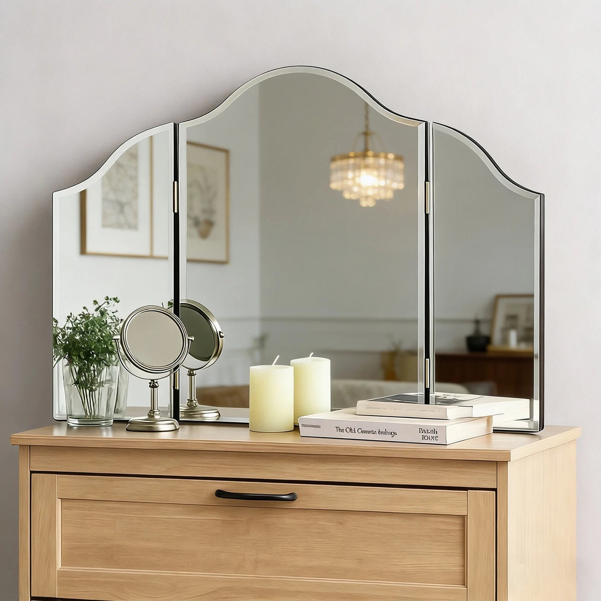 Modern Bevelled Edge Glass Makeup Mirror Fashion Tabletop
