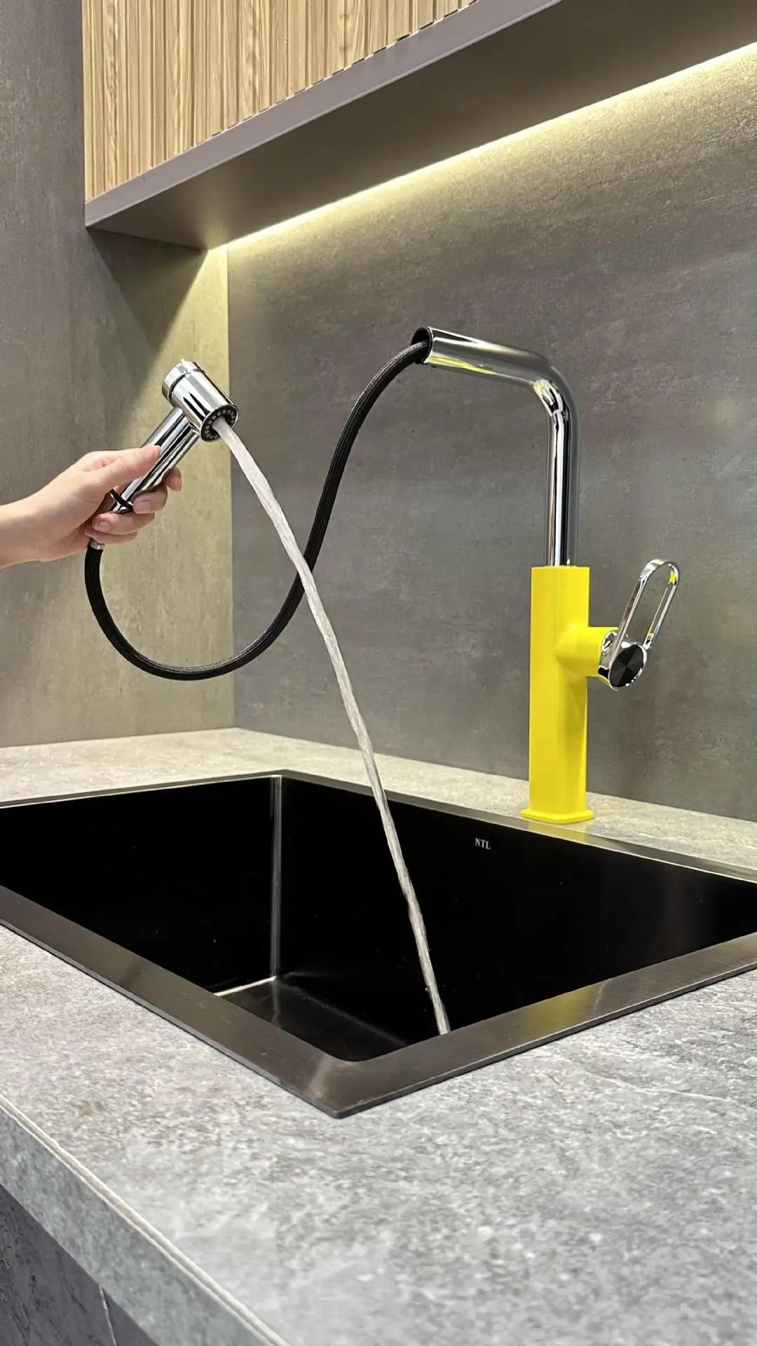 Pull Out Faucet Lever Brass Rotation Cold Pink