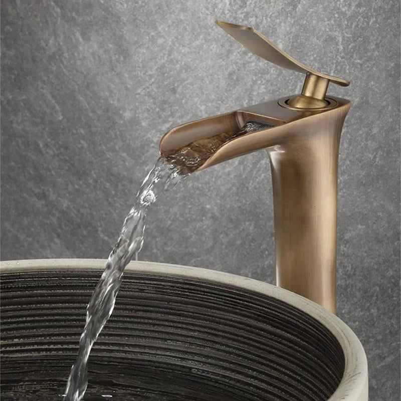 Antique Bronze Bathroom Faucet Basin Faucets & Cold