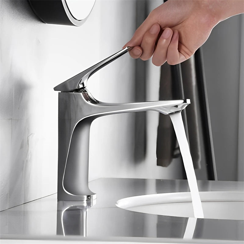 Brass Core Modern Bathroom Sink Faucet Handle Deck