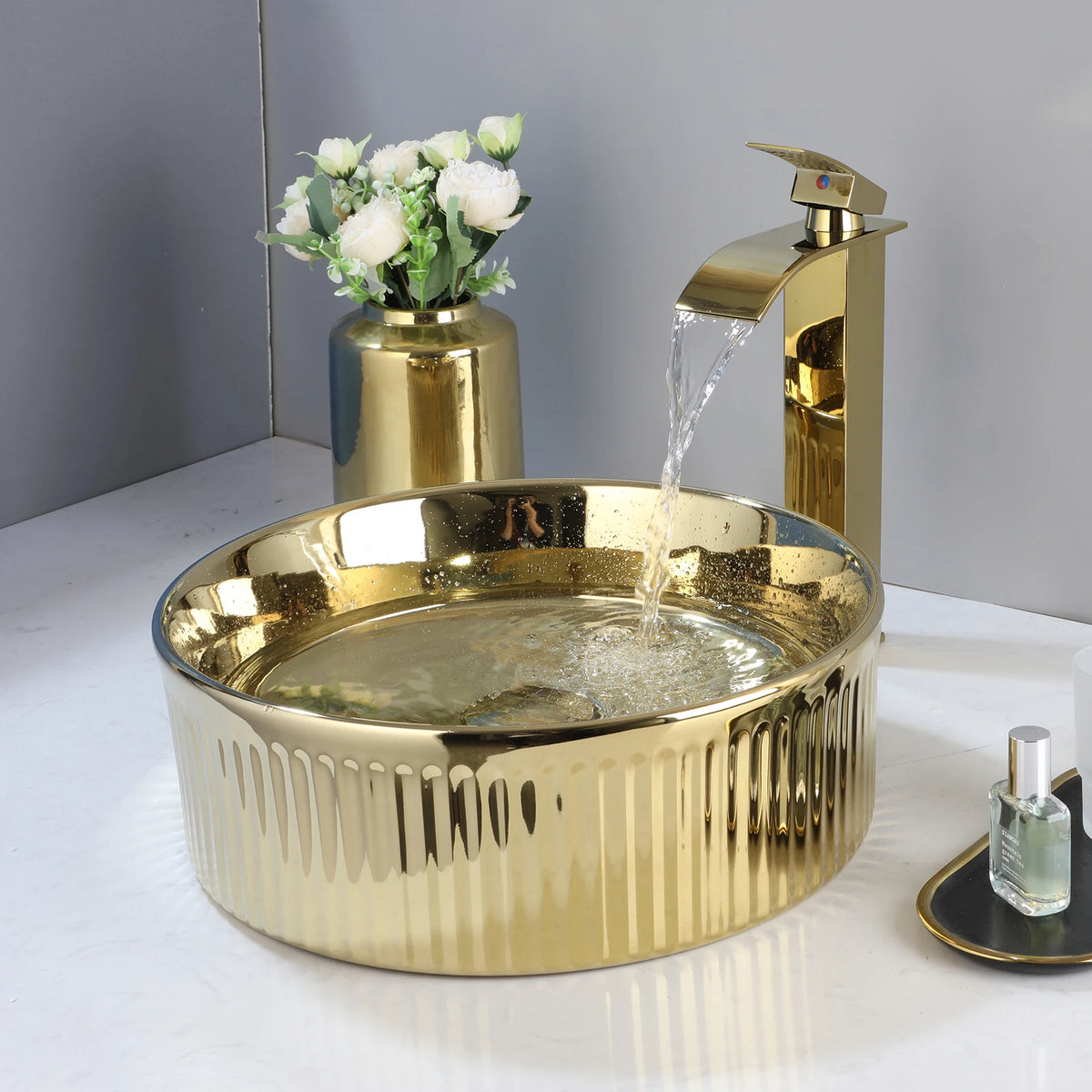 Kemaidi 14 Gold Round Vessel Sink Faucet Ceramic