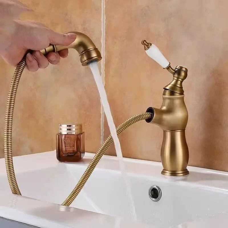 Gold Bathroom Ceramic Handle Basin Faucets Pull Out