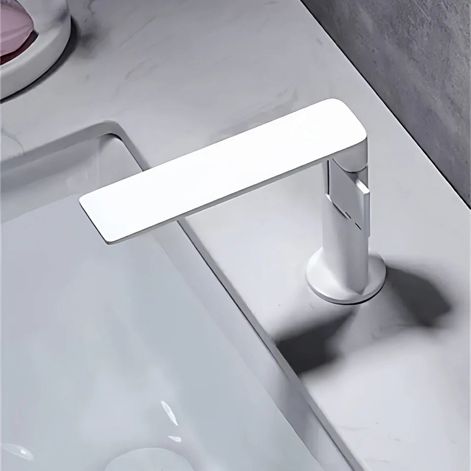 Brass Water Tap Modern Novel Design Bathroom Faucet