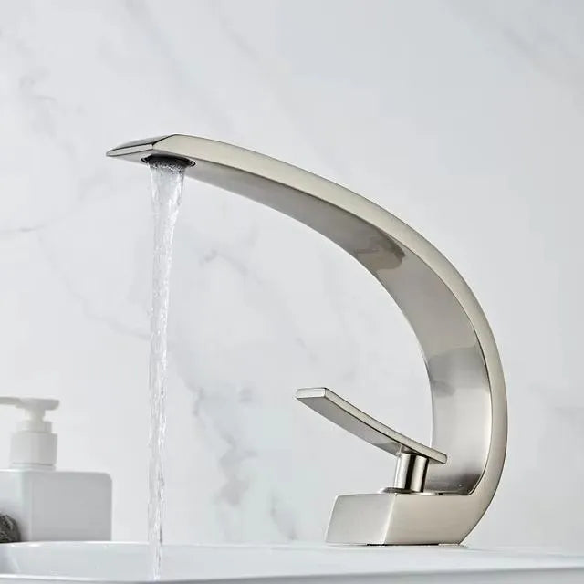 Tuqiu Basin Faucet Modern Bathroom Mixer Tap Black/Gold