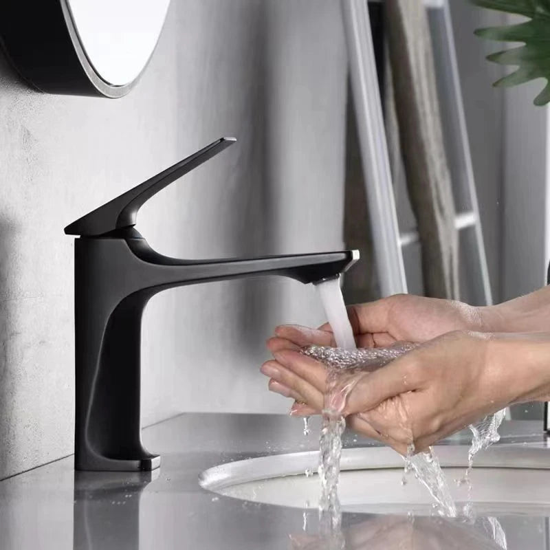 Nhlyx Modern Bathroom Sink Faucet Handle Deck Mounted
