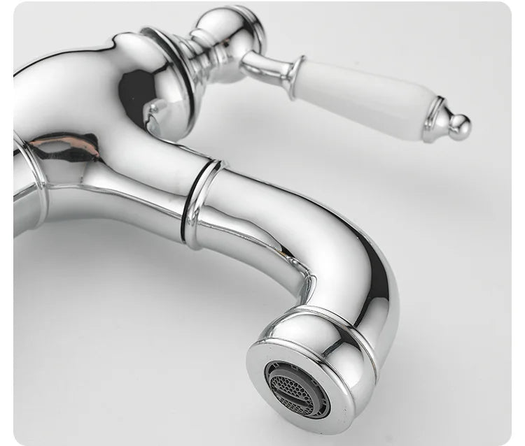 Gold Bathroom Ceramic Handle Basin Faucets Pull Out