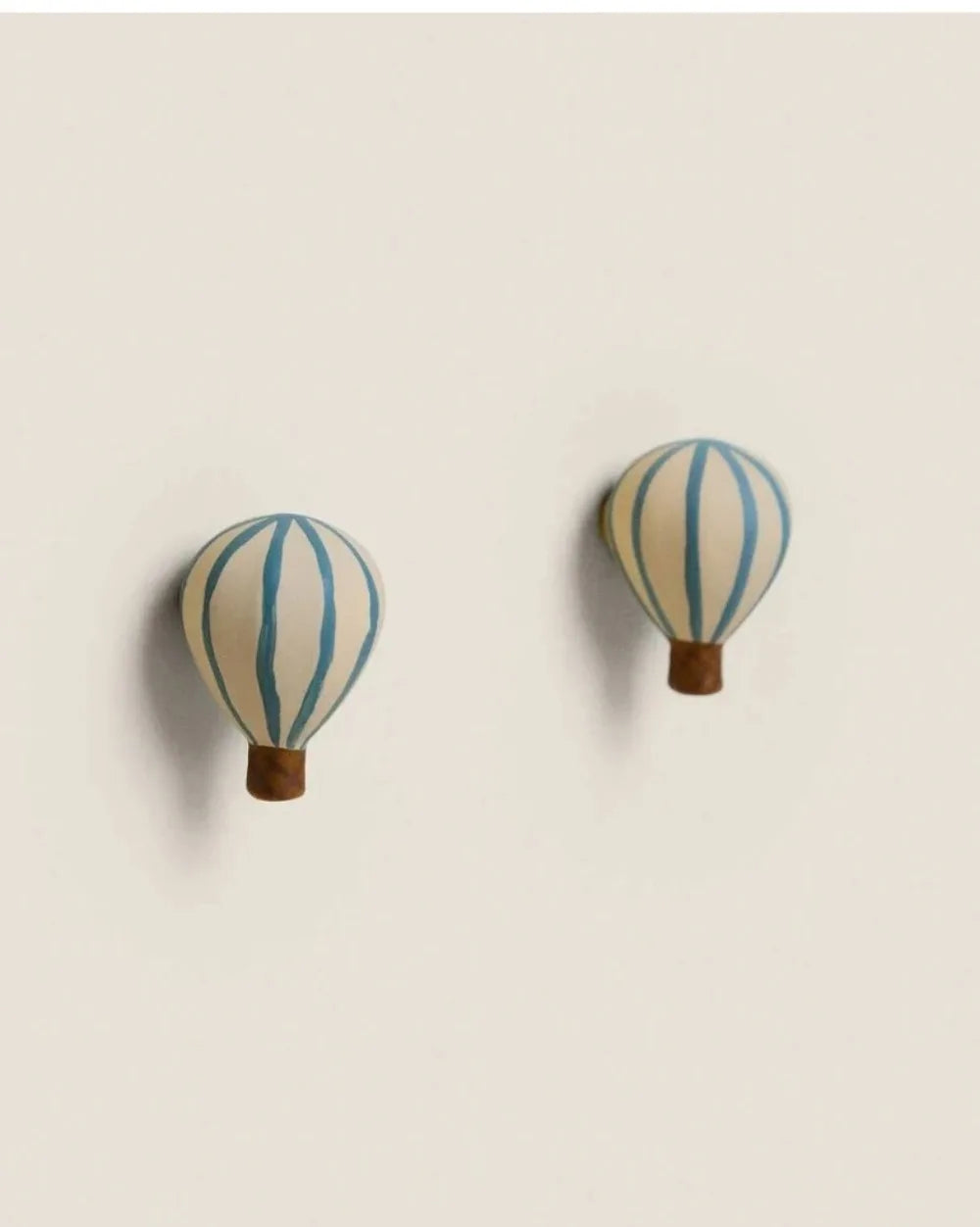 2pcs European Creative Balloon Ceramic Wall Hanging Cabinet