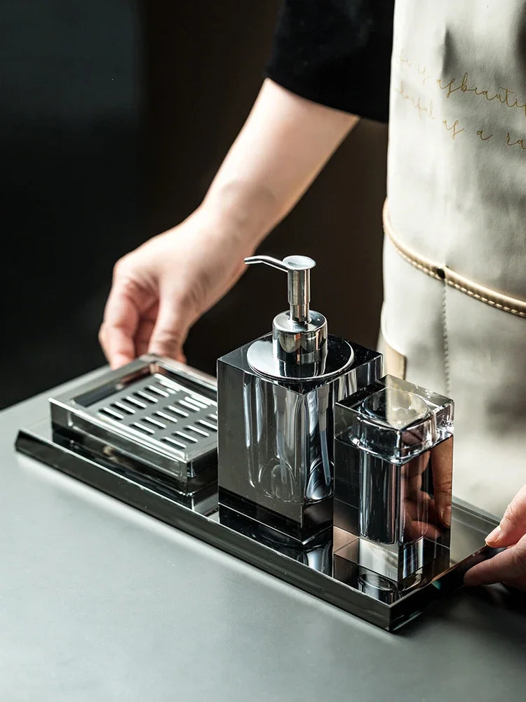 Light Luxury Crystal Glass Bathroom High End Shampoo