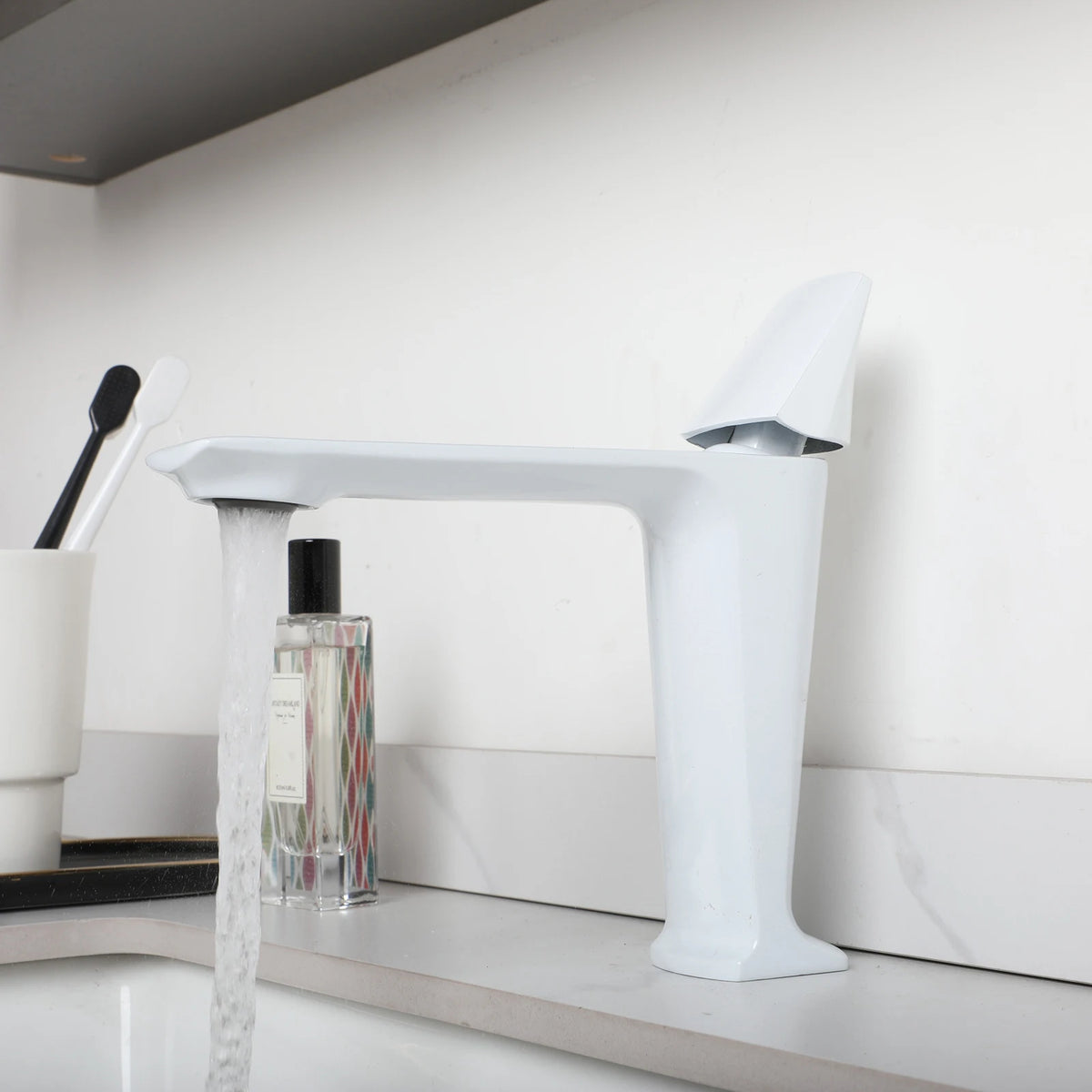 Kemaidi Rose Gold Bathroom Basin Sink Faucet Square