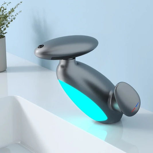 Bathroom Basin Faucet Led Light Tap Penguin Pull-Out