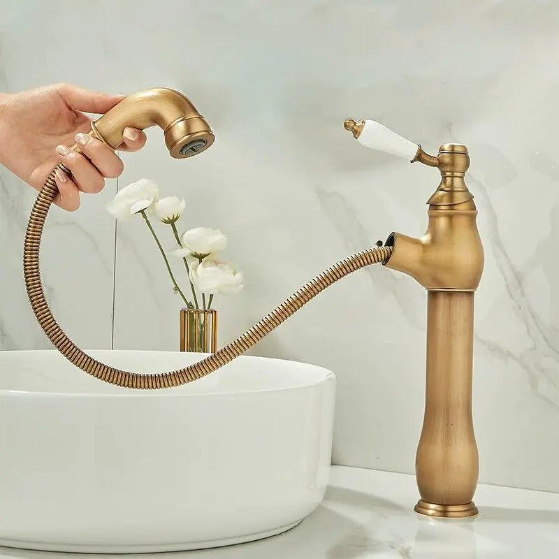 Gold Bathroom Ceramic Handle Basin Faucets Pull Out