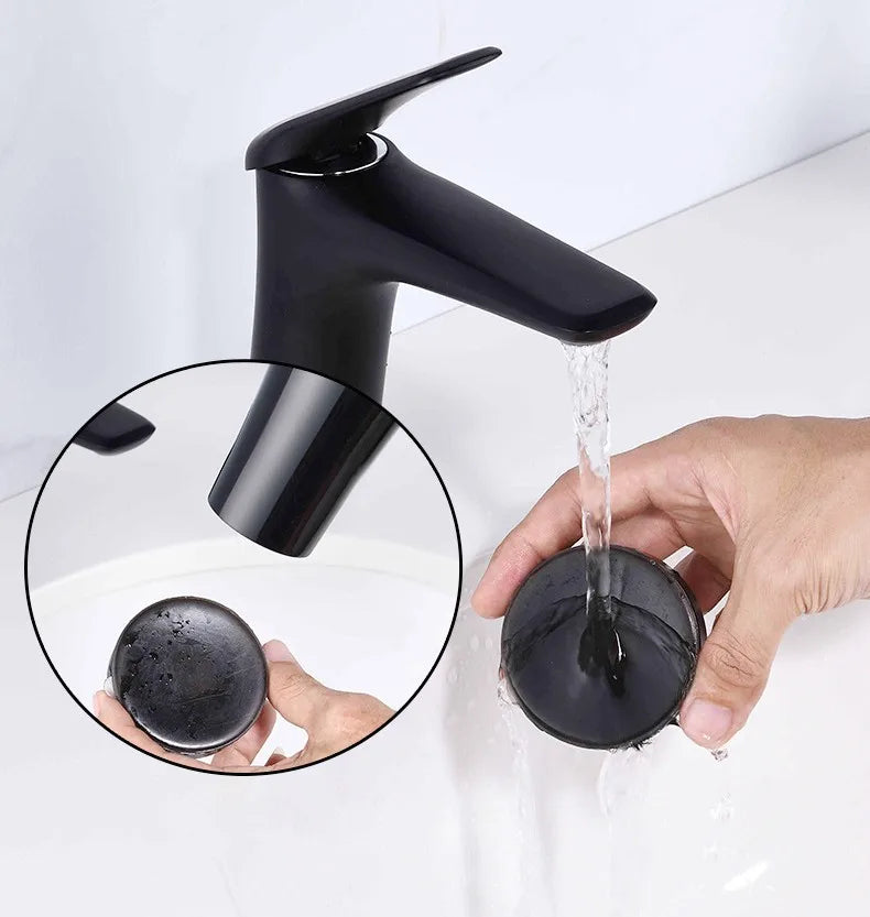 Shower Head Holder Universal Wall Mounted Suction Cup