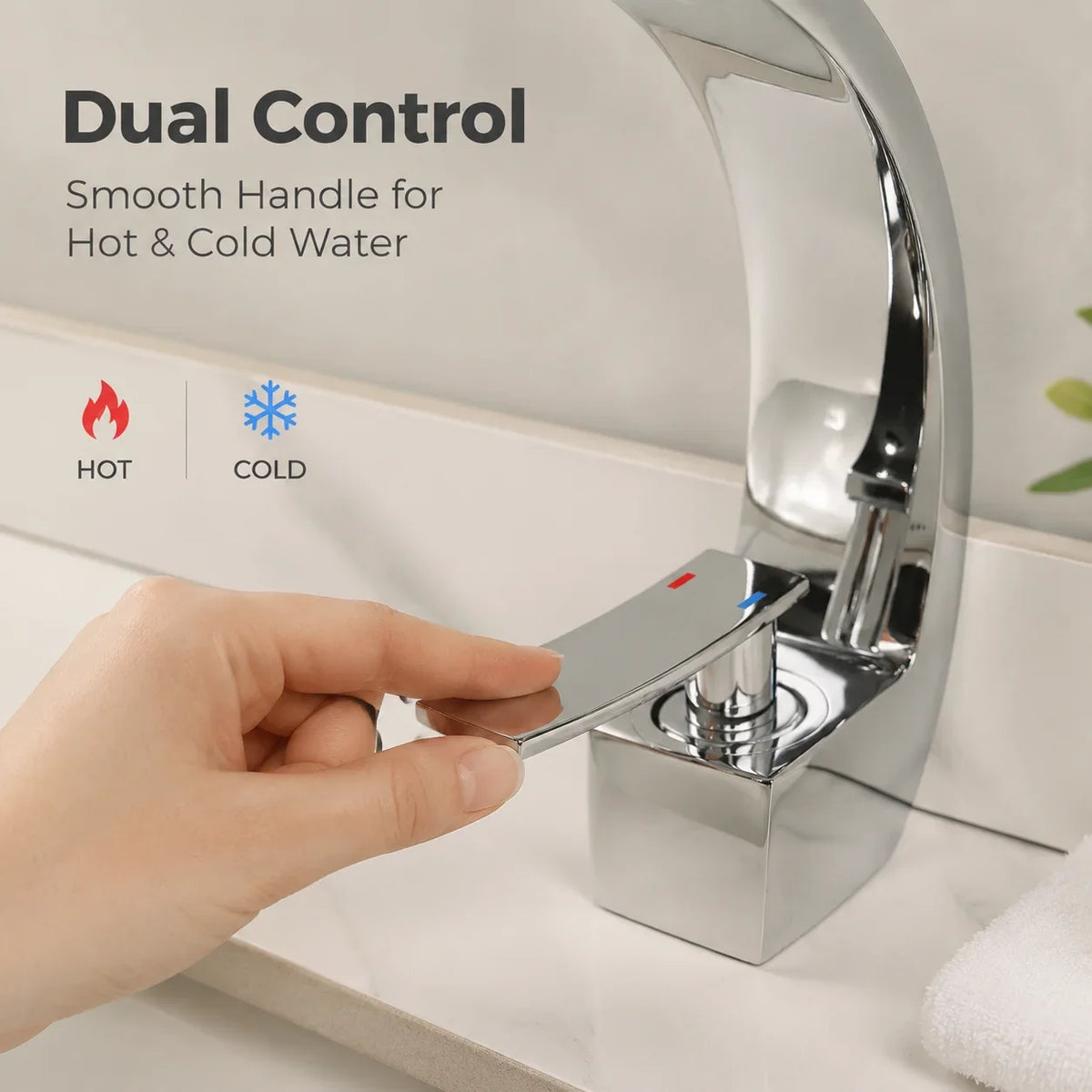 Mirror Bright Chrome Zinc Alloy Handle Basin Faucet