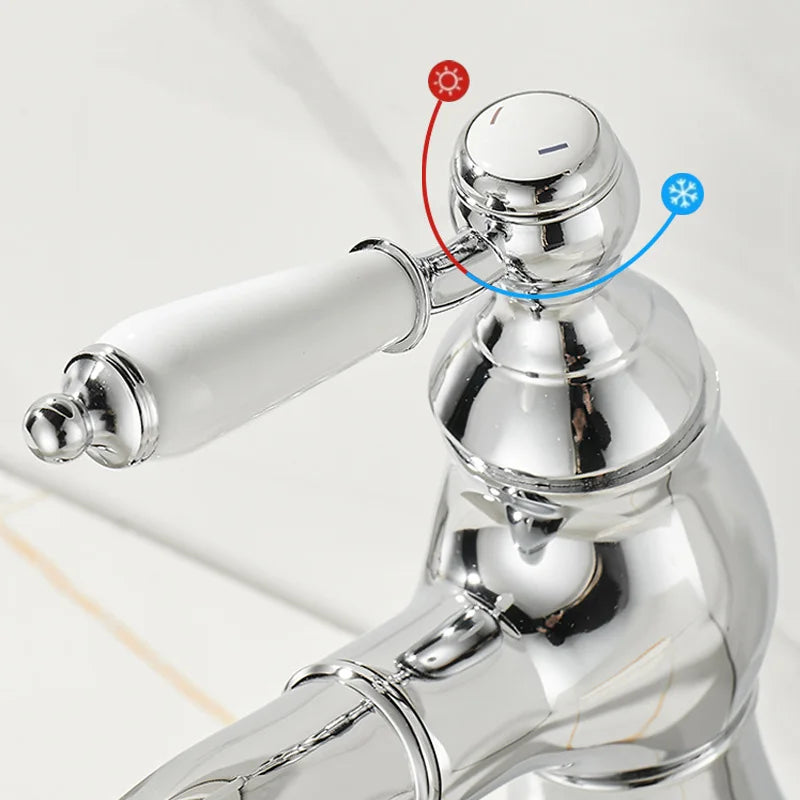Gold Bathroom Ceramic Handle Basin Faucets Pull Out