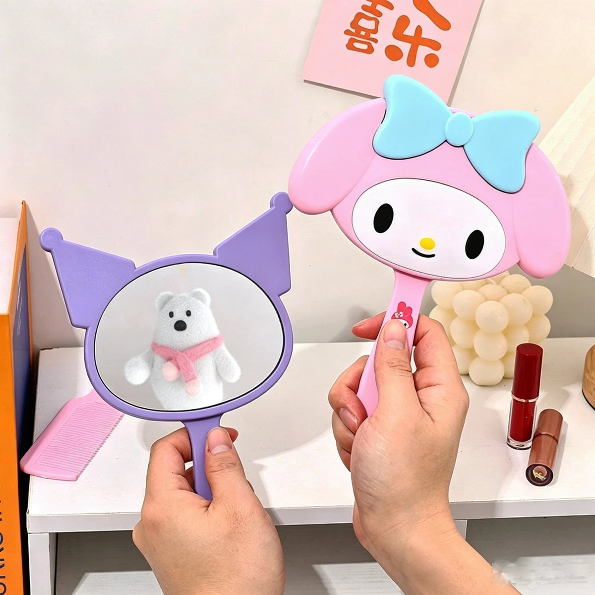 Kawaii Hello Kitty 2-In-1 Makeup Mirror & Comb