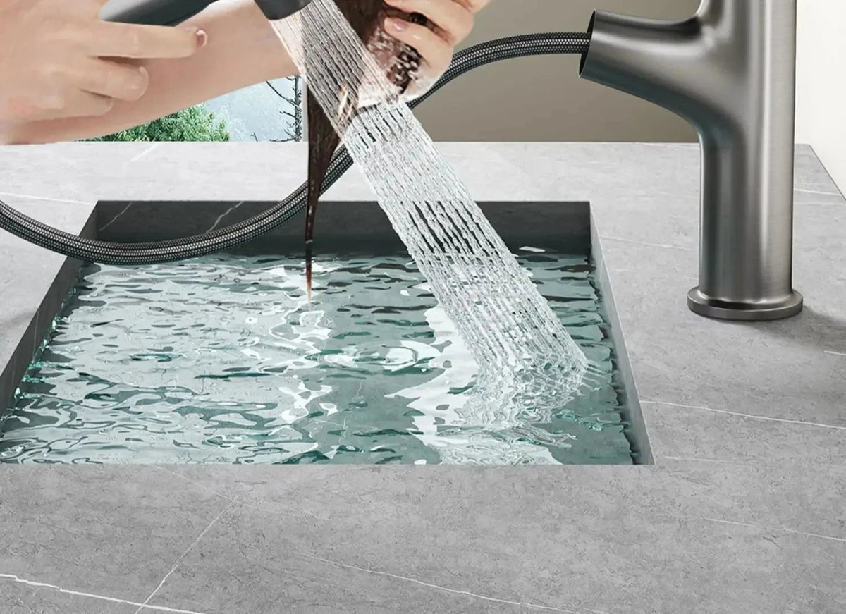 Pull-Out Bathroom Faucet Cold Water Outlet Bathroom Sink