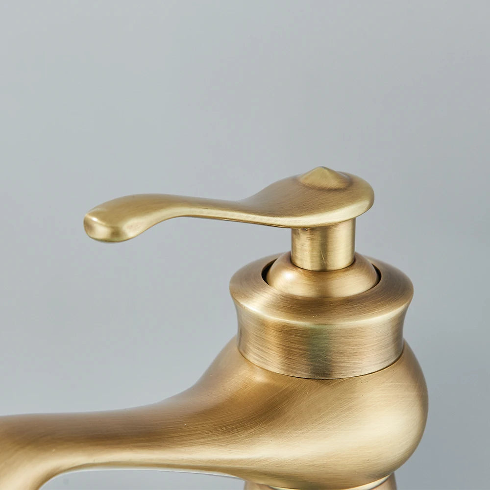 Luxurious Antique Bathroom Basin Faucet Brass Deck Mounted