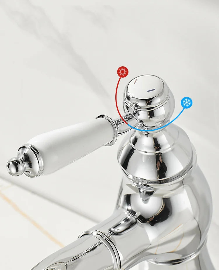 Gold Bathroom Ceramic Handle Basin Faucets Pull Out