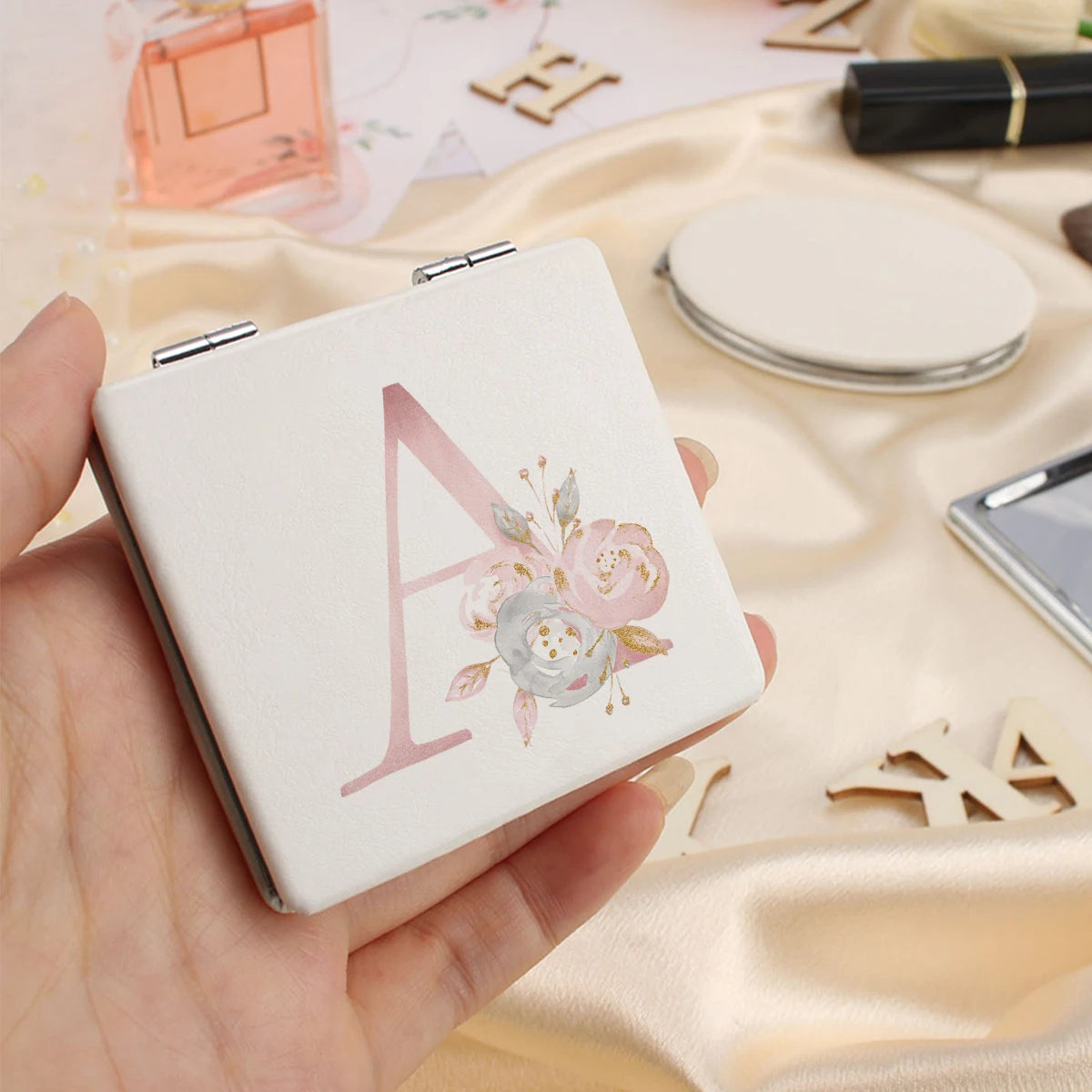 Personalized Floral First Letter White Square Double-Sided Makeup
